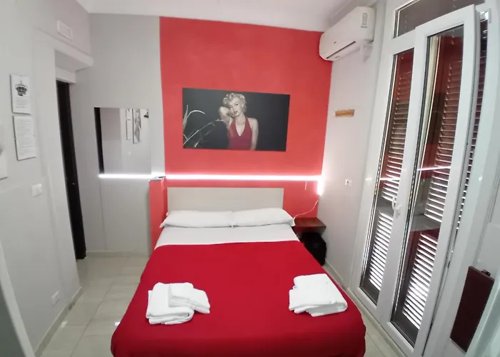 Palace King Of Bed & Breakfast 3*